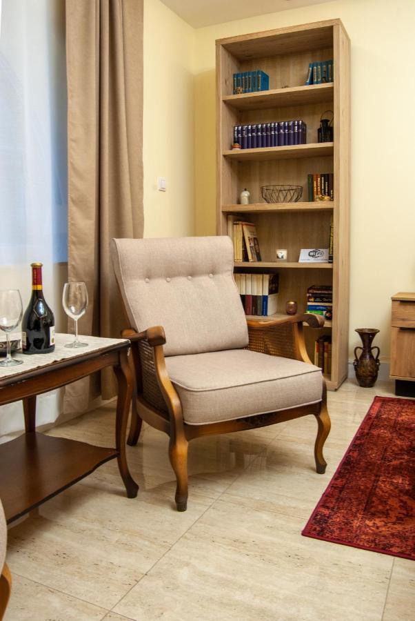 N10 Apartment Belgrad Exteriör bild